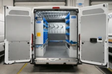 01_Allestimento per manutenzione impianti di spillatura birra su Opel Movano L2 H2 