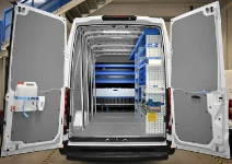 01_Allestimento Syncro su Daily Iveco per installazione infissi