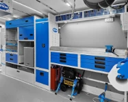 02_Super officina mobile su Man TGE per assistenza gare super enduro  