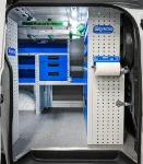 04_Accesso laterale al Custom attrezzato per elettricista