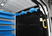 05_Sistemi di bloccaggio del carico su paratia di fondo Transit L2 H2 