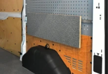 Banco lavoro basculante per furgoni Syncro System chiuso