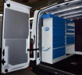 Furgone attrezzato da Syncro per ristrutturazione locali commerciali