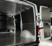 Lato destro con pianale, pannellatura e rivestimento tetto per TGE MAN