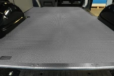 Pianale antiscivolo gommato per Volkswagen Transporter