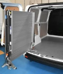 Rampa di carico ruotata nel Ford Custom