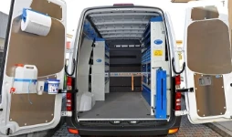 Sprinter attrezzato come officina mobile